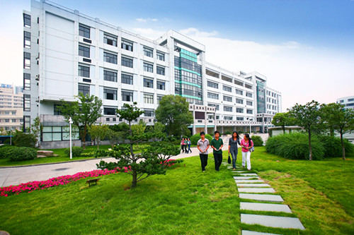 浙江育英职业技术学院