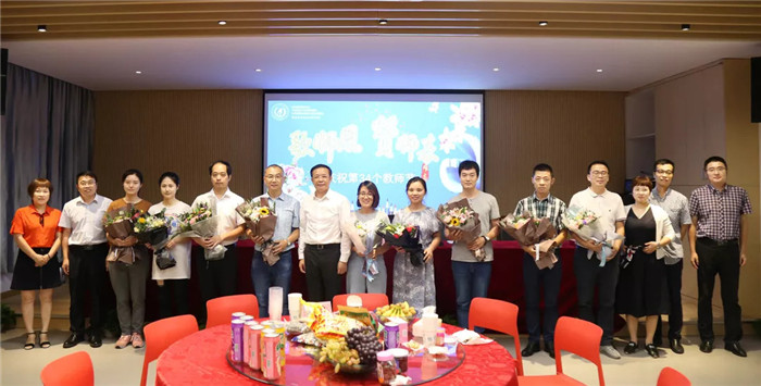 微信图片_20180911142656_副本.jpg